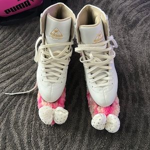 Jackson Mystique ice skate set